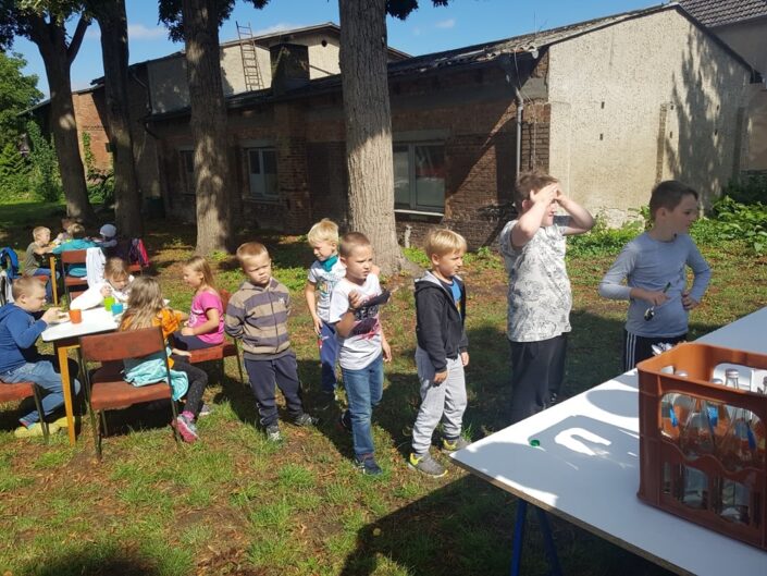 Mittagessen beim Kinder Kirchentag am 29.08.2020 in Krien