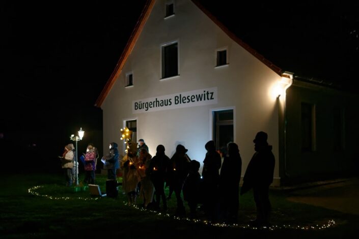 Unterwegs mit dem Weihnachtslicht am 09.12.2020 in Blesewitz