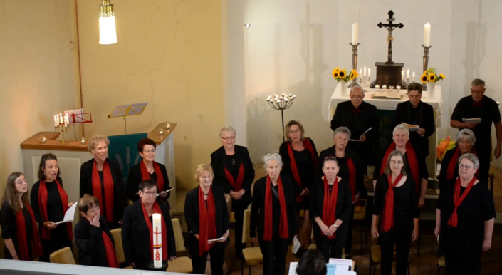 Der Kirchenchor Krien/Iven in der Kirche in Wegezin