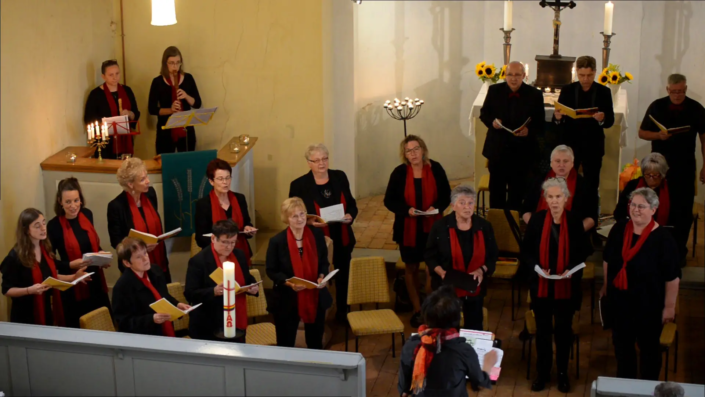 Der Kirchenchor Krien/Iven in der Kirche in Wegezin