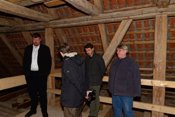 Marcel Falk, Pastor Helge Jörgensen, Kristine Fischer und Ekkehard Wohlgemuth