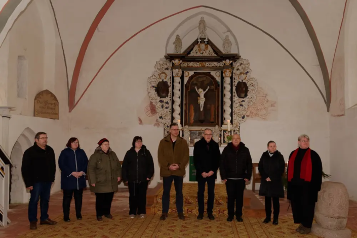 (v.li.)Dietmar Zirzow, Diane Marczak, Brigitte Pommerenke, Michaela Säger, Thomas Offer, Ronald Schulz, Burkhard Fröhlich, Jana Breitsprecher, Kristine Fischer. (Nicht auf dem Bild: Anett Rost, Susanne Ulrich & Irmtraut Berndt)